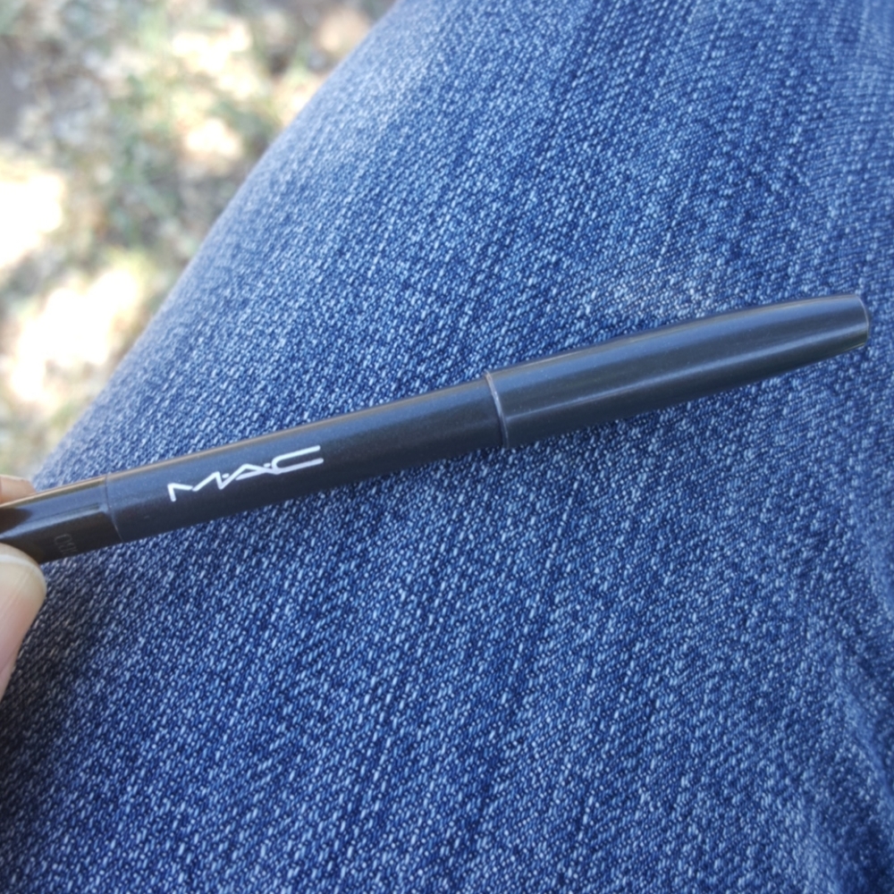Mac PowerPoint eye pencil